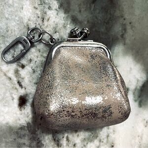 Hobo metallic Run Frame Pouch